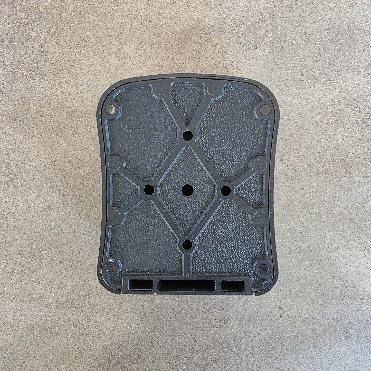 Remote Warehouse Black Curve Wall Mount Lock Box - Small