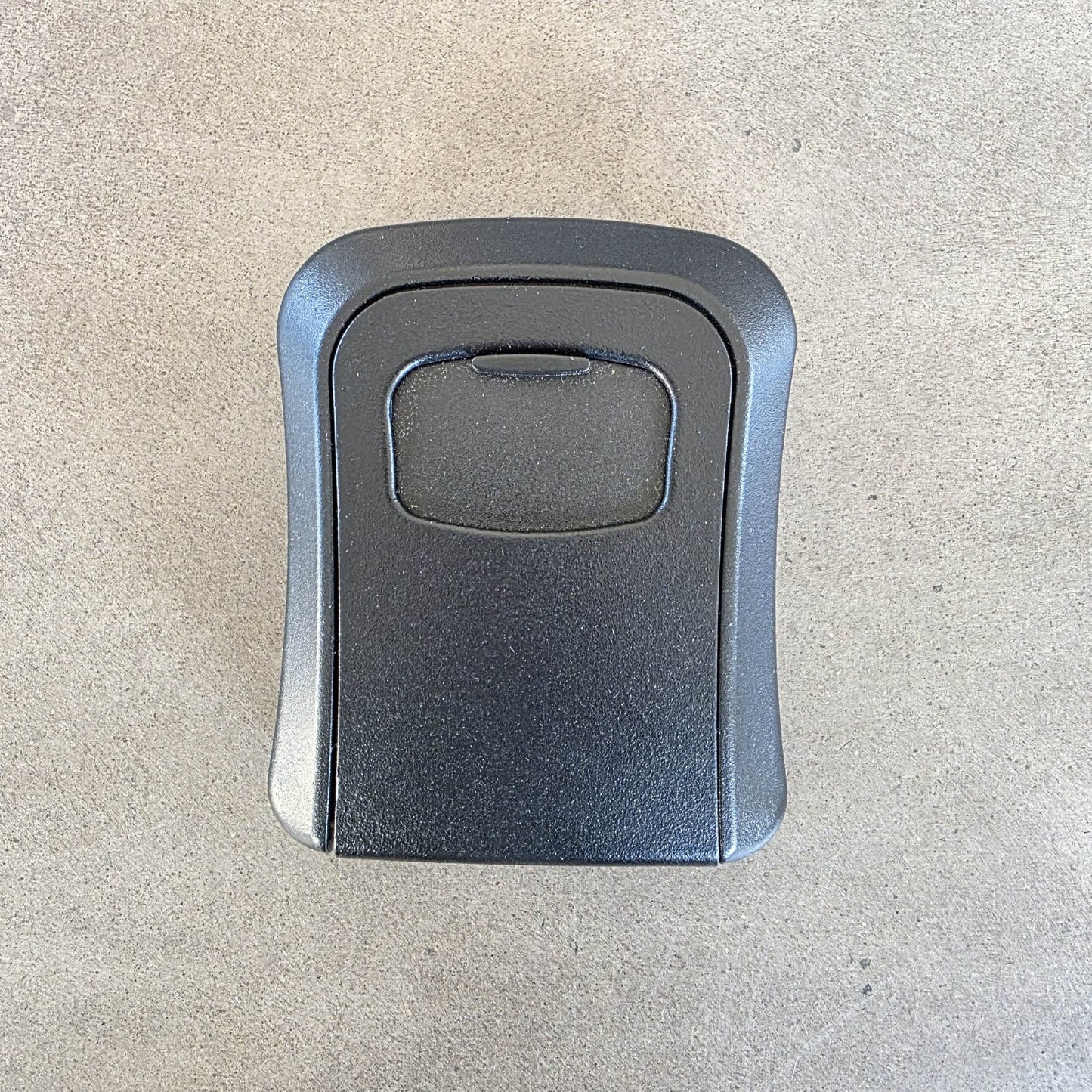Remote Warehouse Black Curve Wall Mount Lock Box - Small